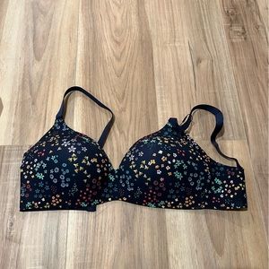 Knix Size 4 Wing Woman Contour Bra NWT